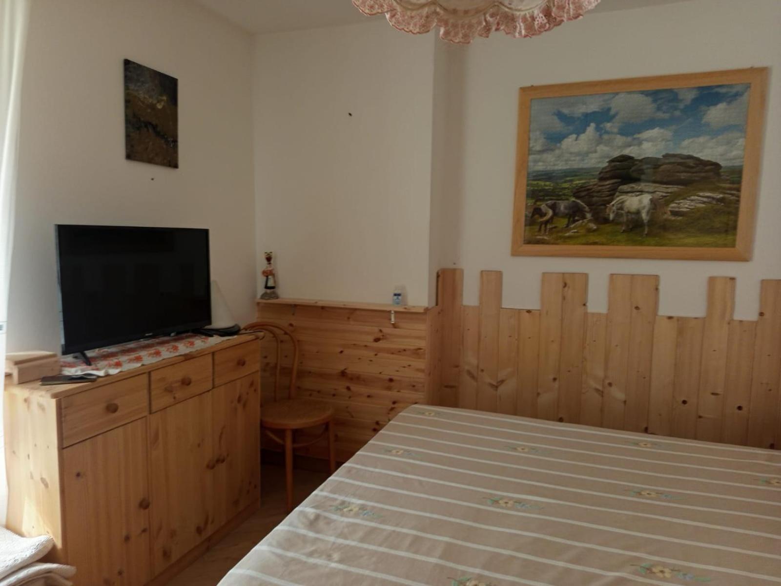 La Casa Di Siro Apartment Caderzone Bagian luar foto